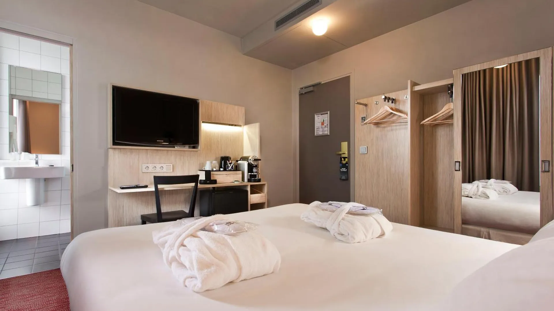 Hotel Libertel Gare du Nord Suède à Paris France