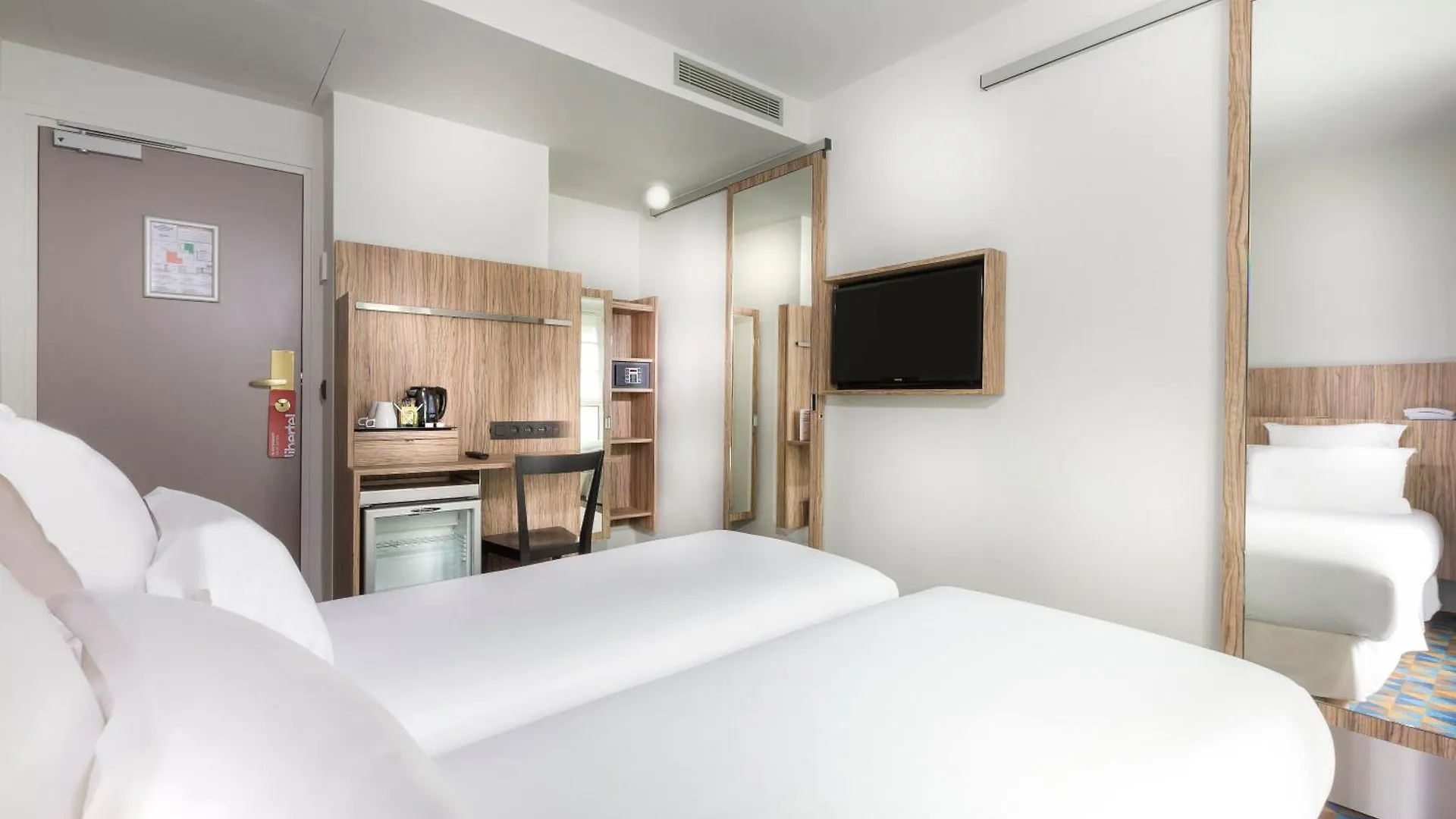 Libertel Gare Du Nord Suede Hotel Paris