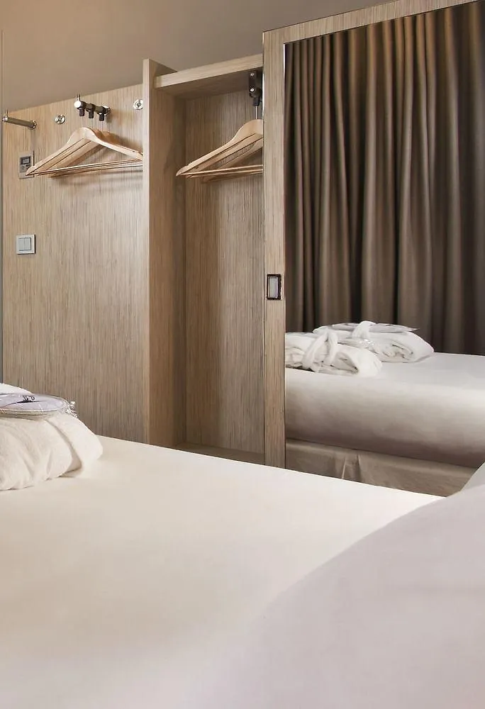 Libertel Gare Du Nord Suede Hotel Paris 3*,