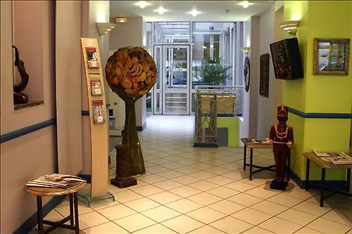 Hotel Libertel Gare du Nord Suède à Paris France
