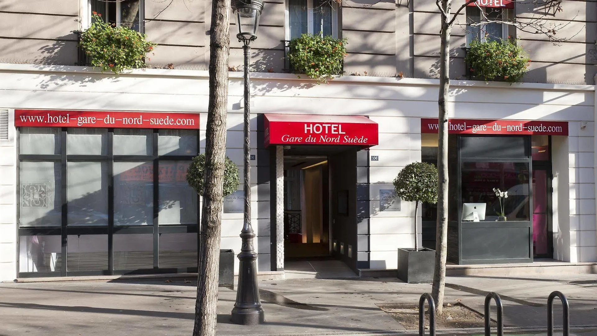 ***  Hotel Libertel Gare du Nord Su\u00E8de à Paris France