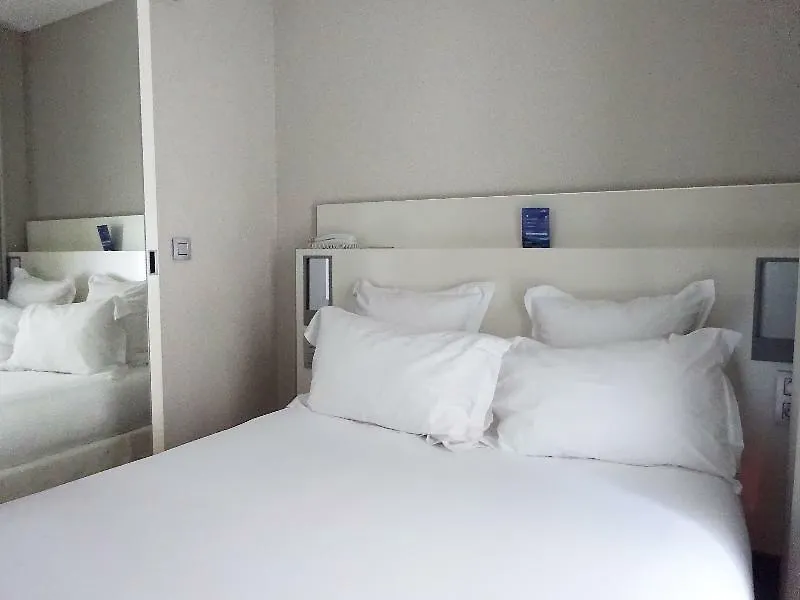 Libertel Gare Du Nord Suede Hotel Paris