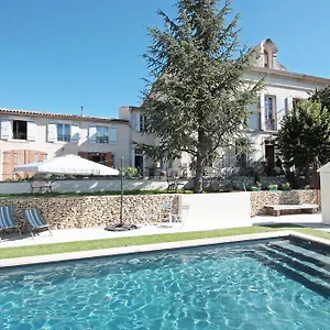 https://cottage-provencal-villa-saint-marc.fr-provencehotel.com