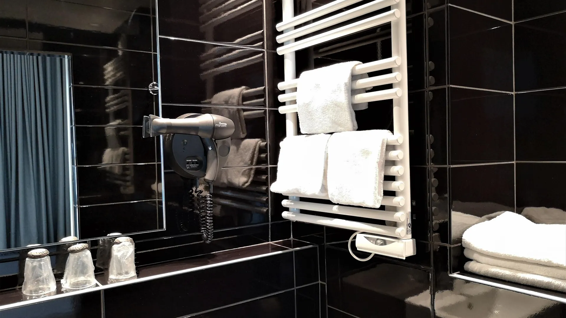 Hotel Libertel Gare Du Nord Suede Parigi