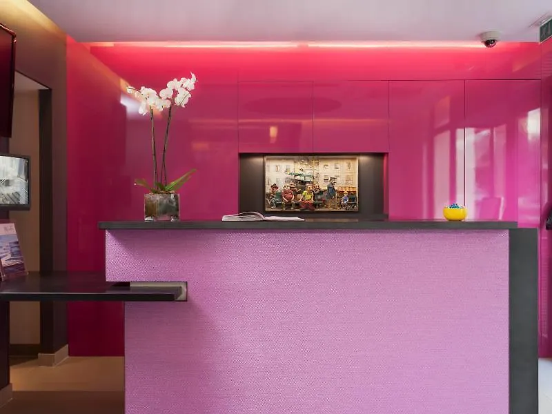 Hotel Libertel Gare Du Nord Suede Parigi