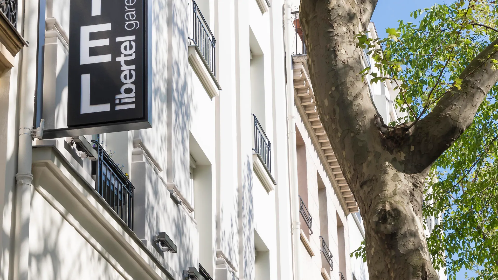 ***  Hotel Libertel Gare Du Nord Suede Parigi Francia