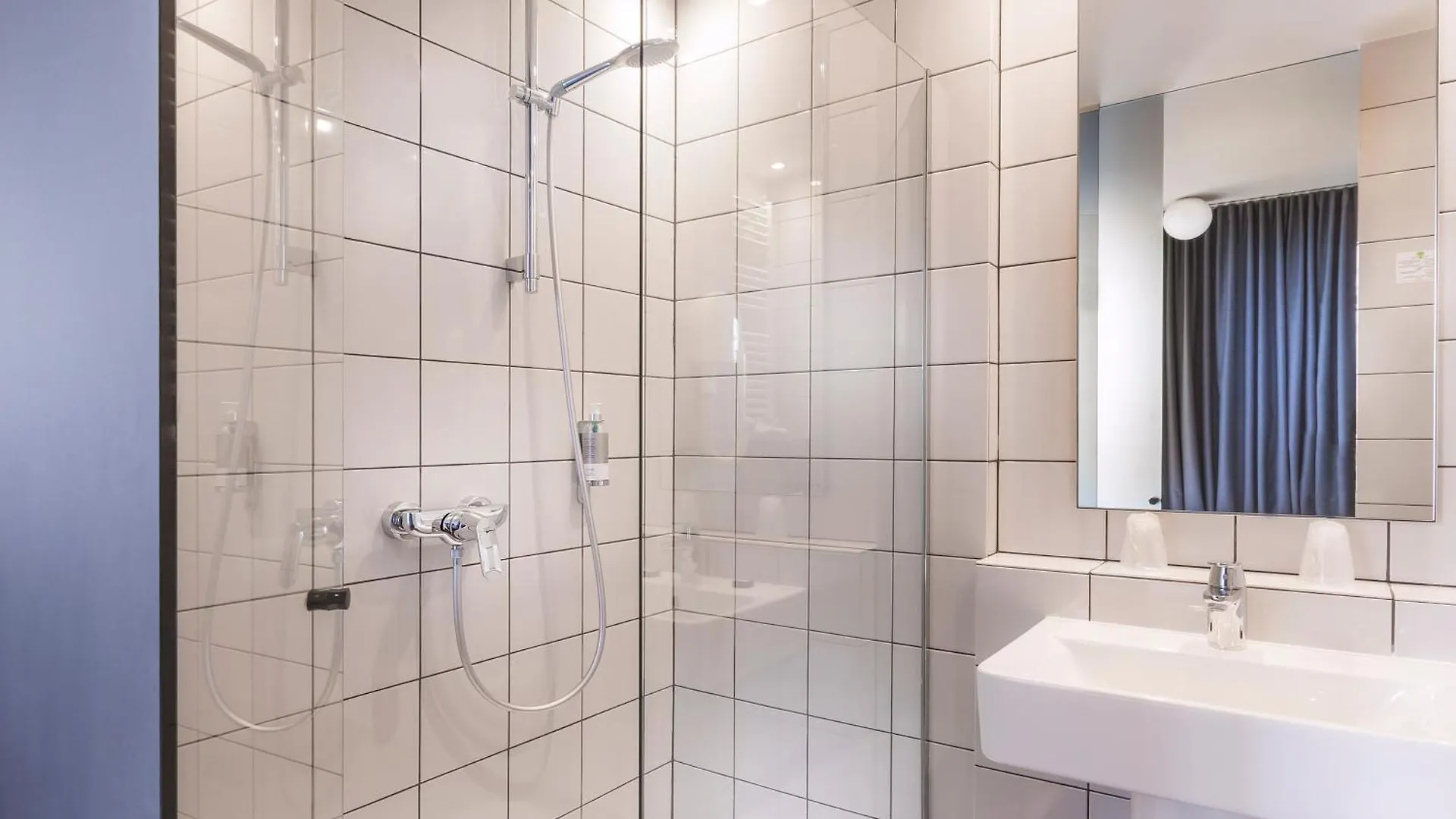 Hotel Libertel Gare Du Nord Suede Parigi