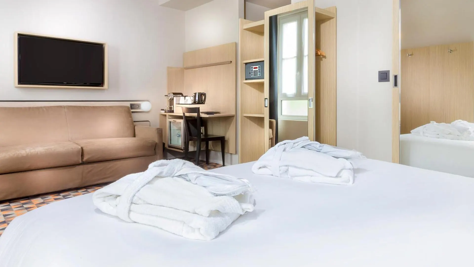 Hotel Libertel Gare Du Nord Suede Parigi
